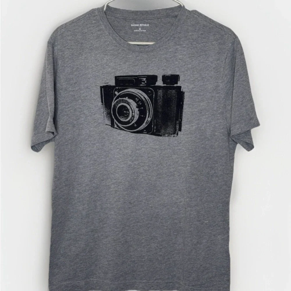Banana Republic Camera Graphic Tee Medium Heather Gray Streetwear‎ Photographer